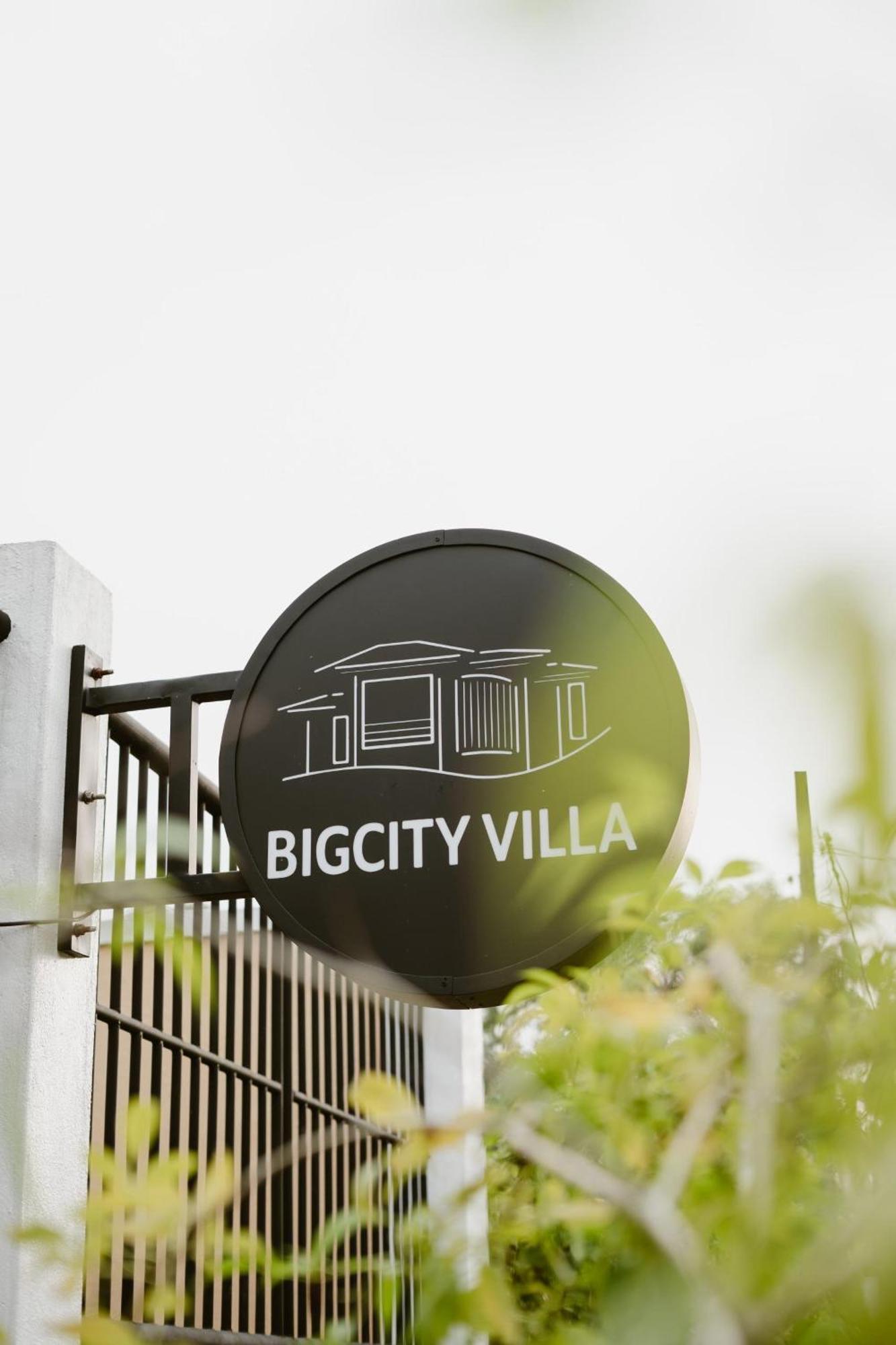 Bigcity Villa - Airport Transit Hotel Katunayaka Bagian luar foto